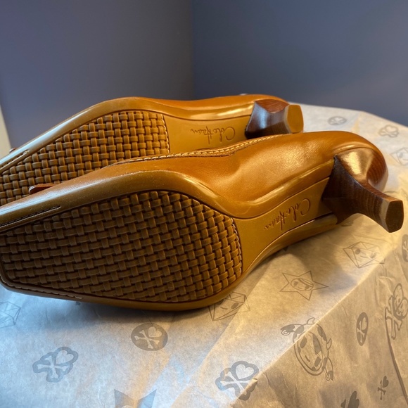 Cole Haan leather tan brown kitten heels 6.5 - Picture 6 of 6